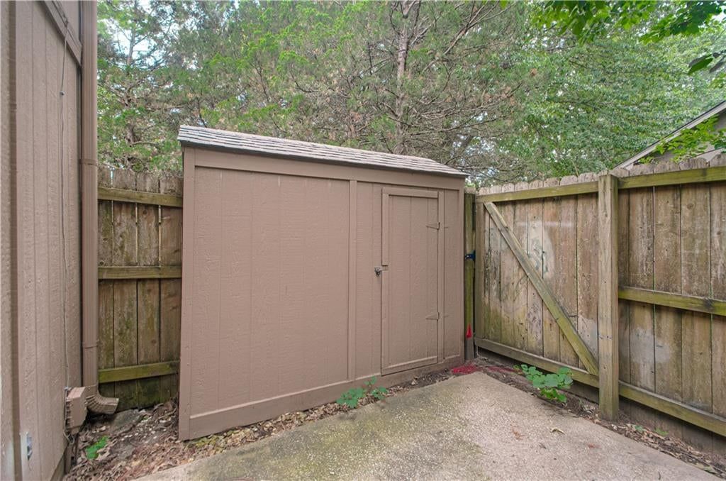 727 SW Liggett Road — photo 22