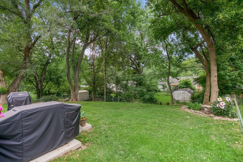 2613 W 76th Street — photo 29