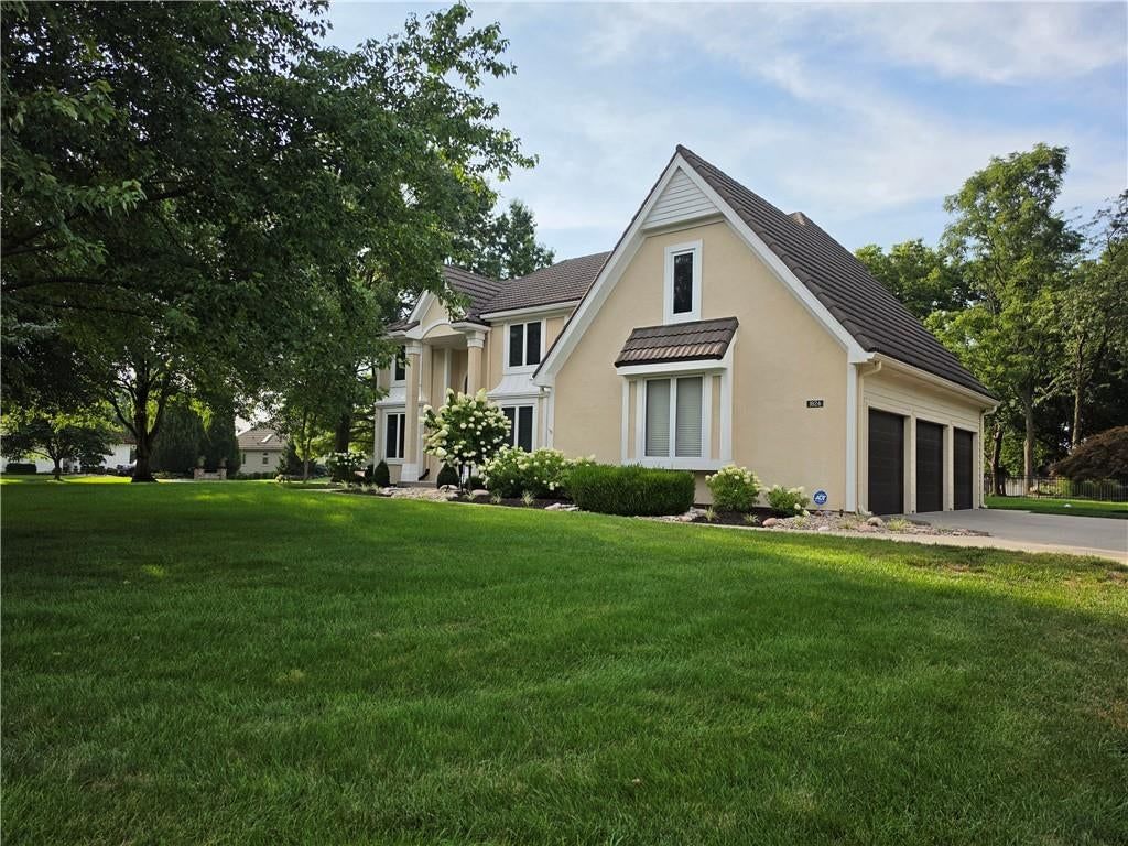 1824 Summit Valley Drive — photo 1