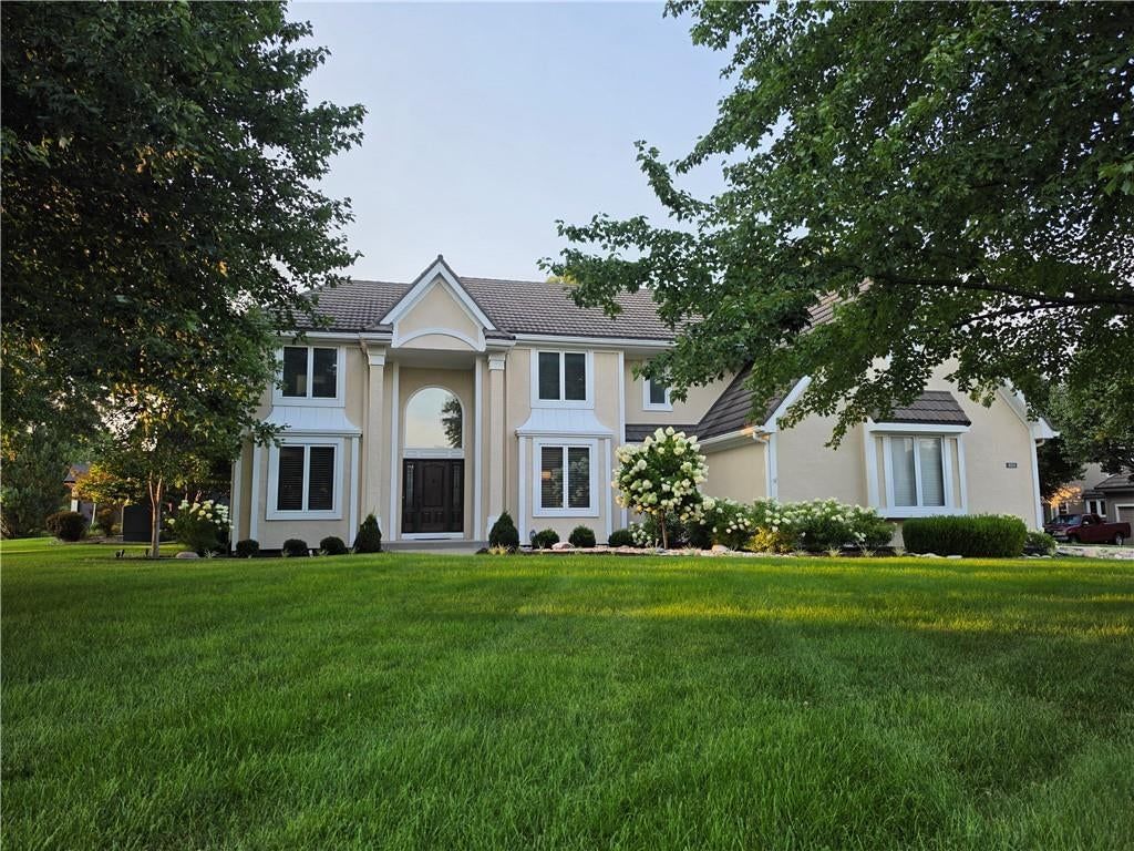 1824 Summit Valley Drive — photo 2