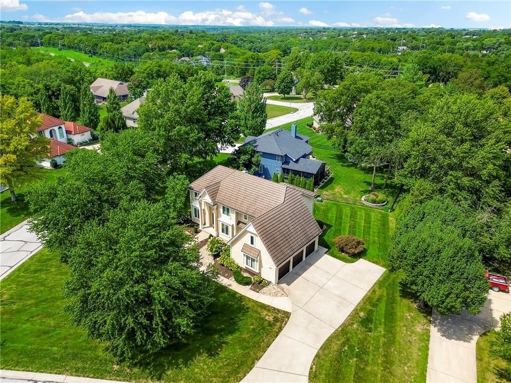1824 Summit Valley Drive — photo 3