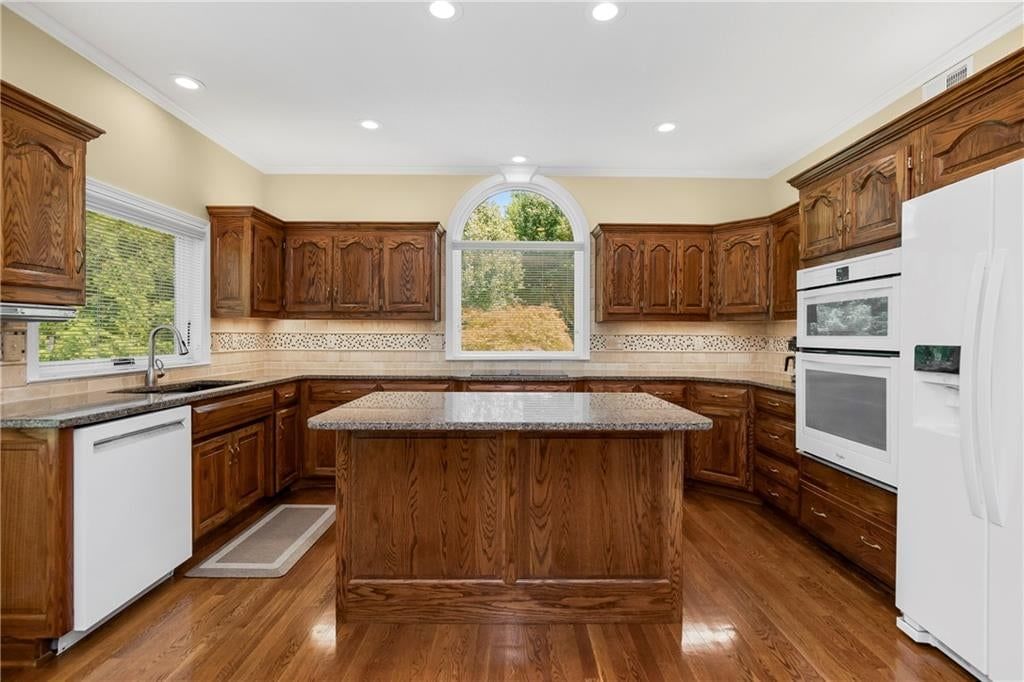 1824 Summit Valley Drive — photo 17