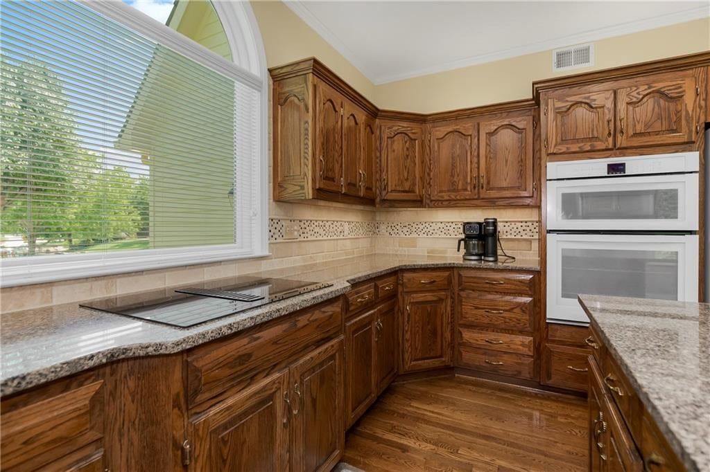1824 Summit Valley Drive — photo 18