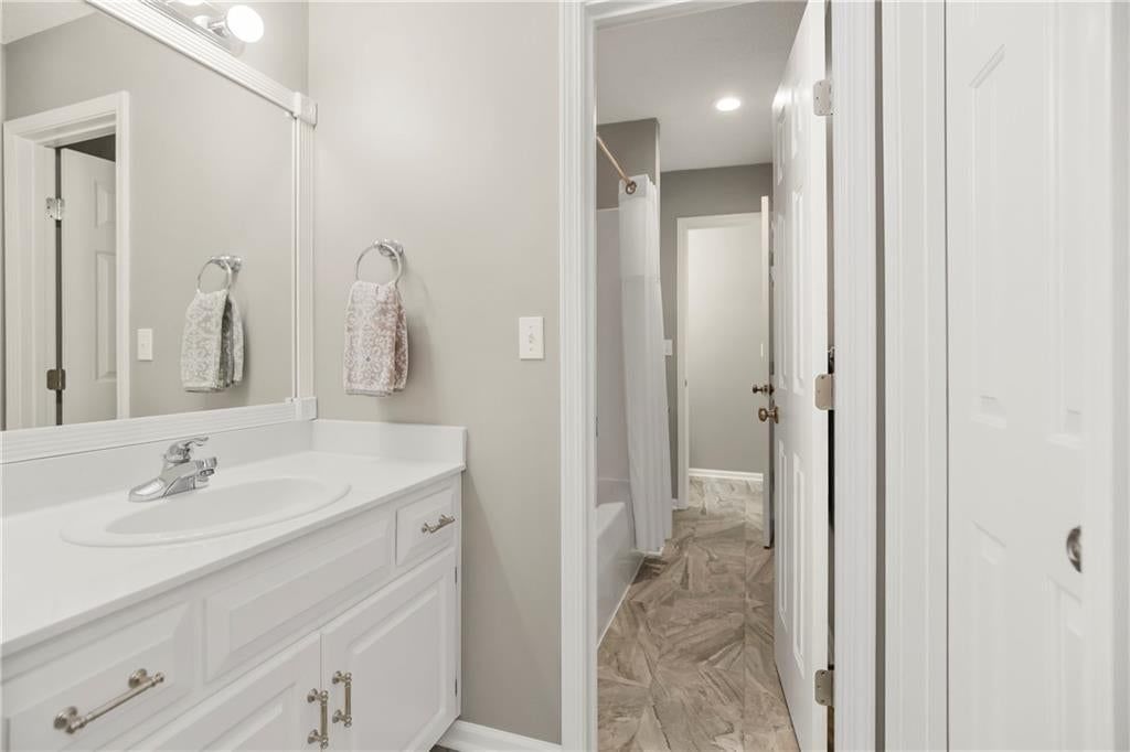 1824 Summit Valley Drive — photo 20