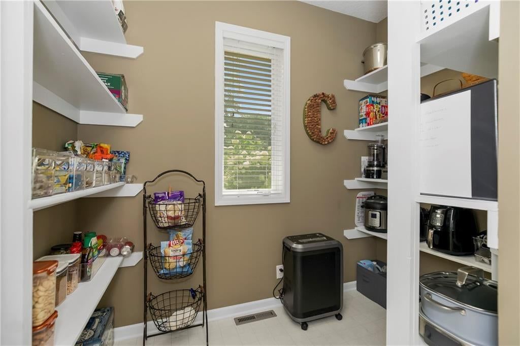 1824 Summit Valley Drive — photo 32