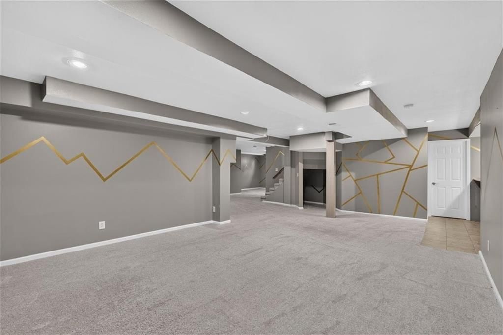 7903 W 129th Terrace — photo 34