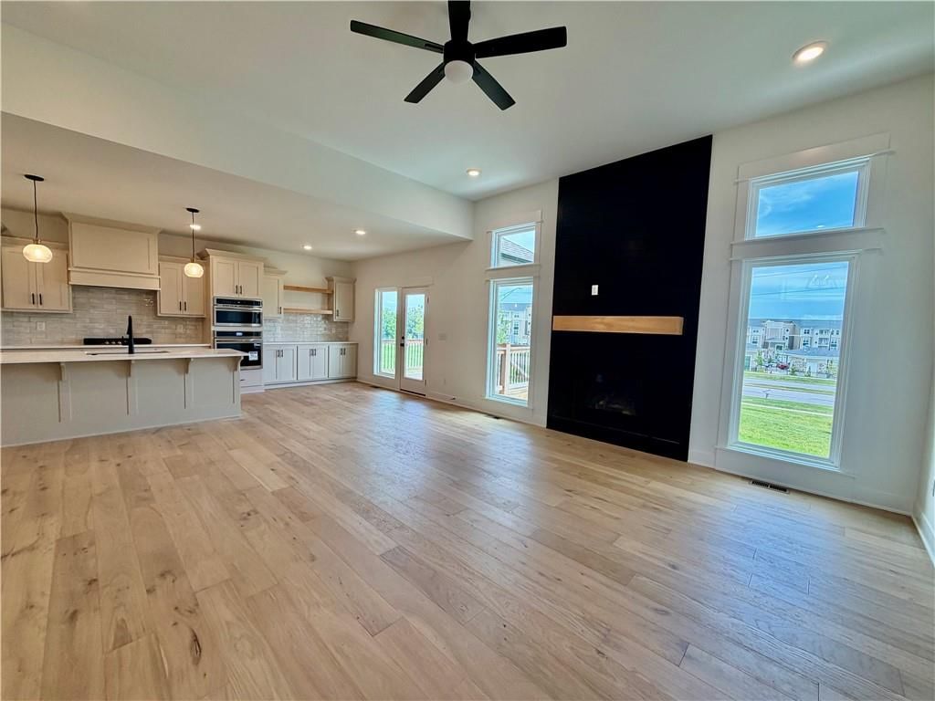 512 Skyview Lane — photo 6