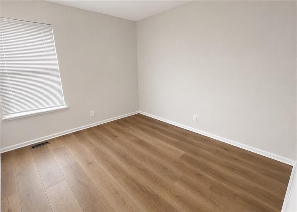 20701 Walker Road — photo 12