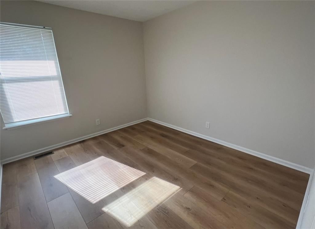 20701 Walker Road — photo 13