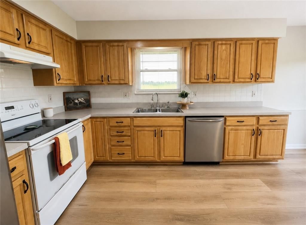 20701 Walker Road — photo 18