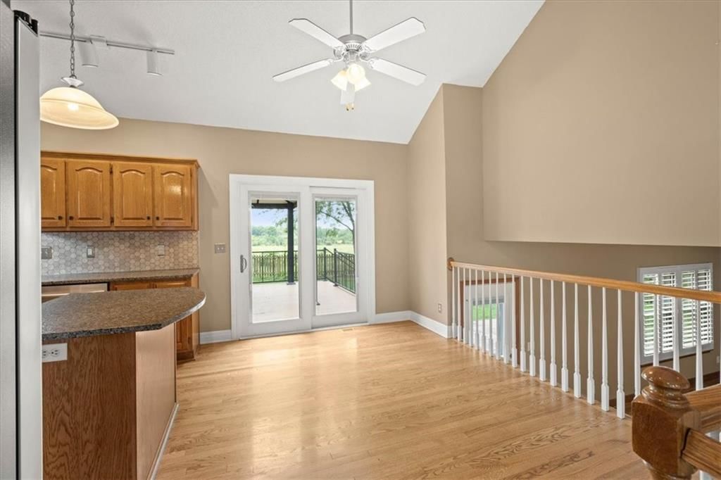 1637 SE Dalton Drive — photo 5