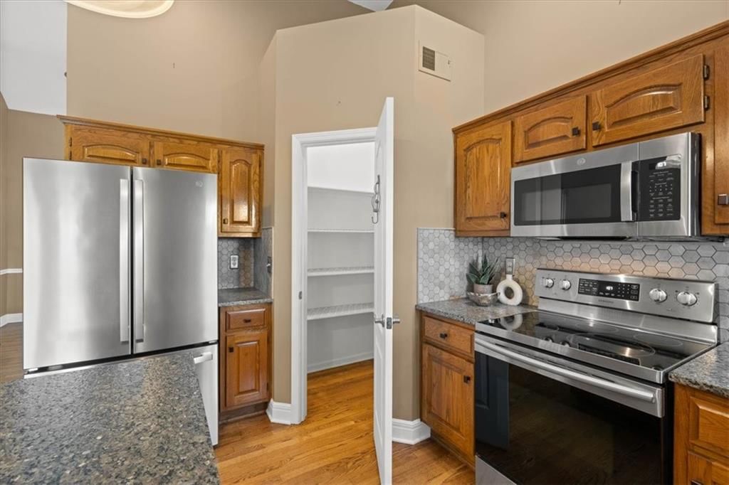 1637 SE Dalton Drive — photo 11