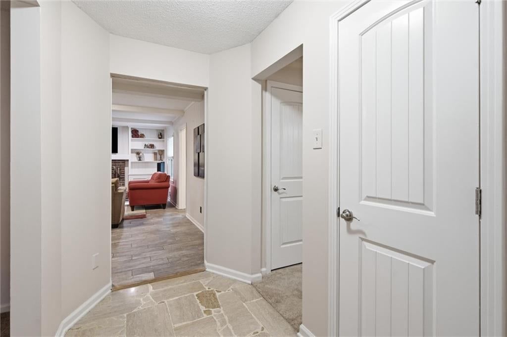 6901 W 101st Terrace — photo 5