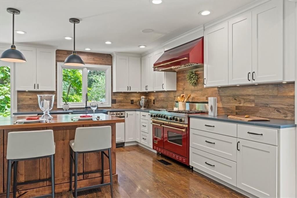 1280 W 59th Street — photo 14