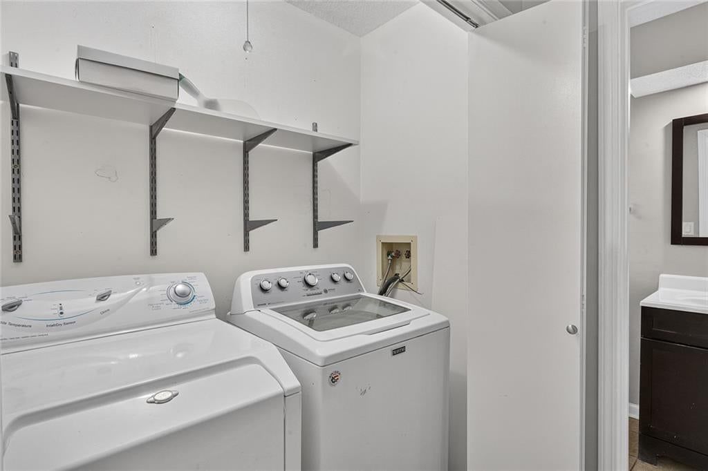 7806 Caenen Street — photo 20