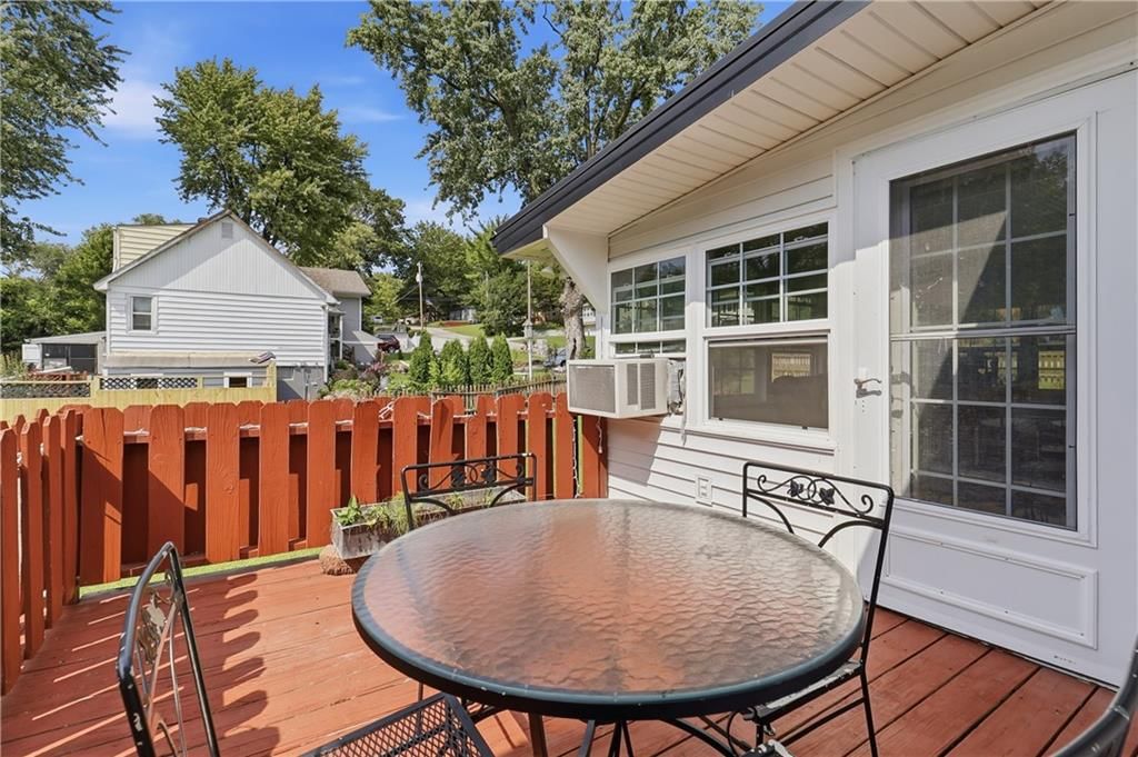 4744 NE 38th Street — photo 27