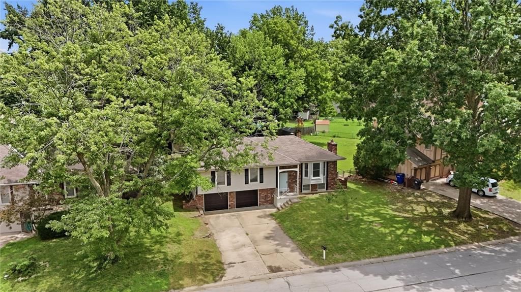 1104 SE Alice Street — photo 3