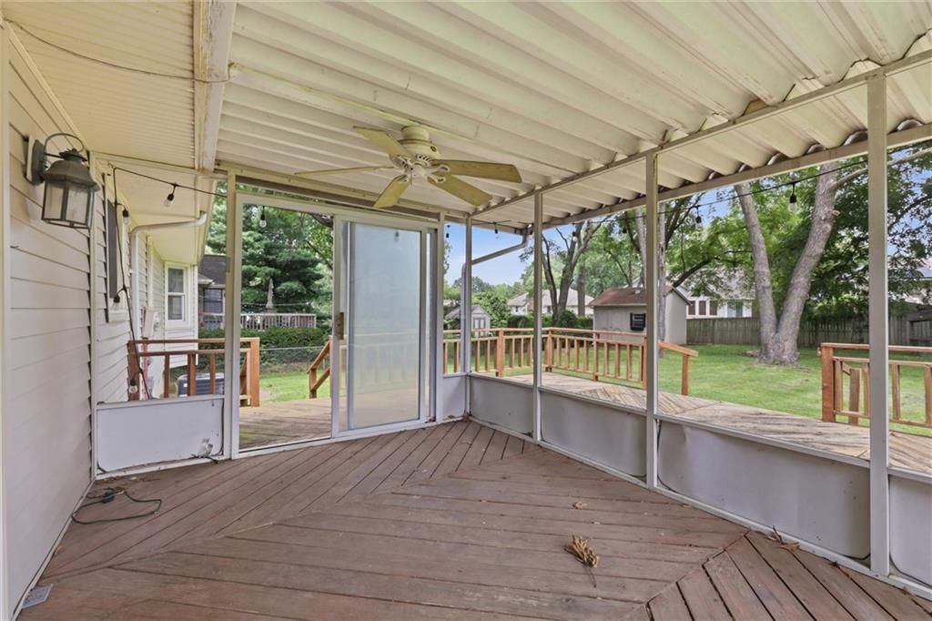 1104 SE Alice Street — photo 32