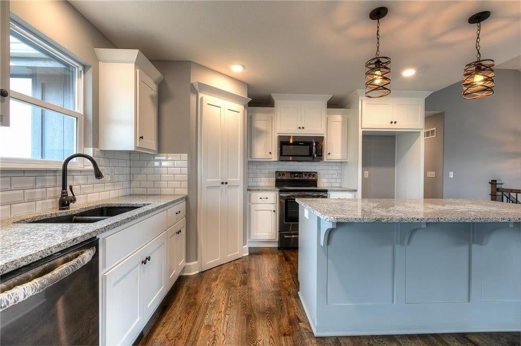 507 Skyview Lane — photo 4