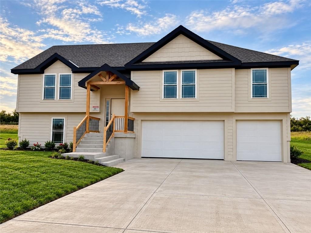 507 Skyview Lane, Liberty, MO