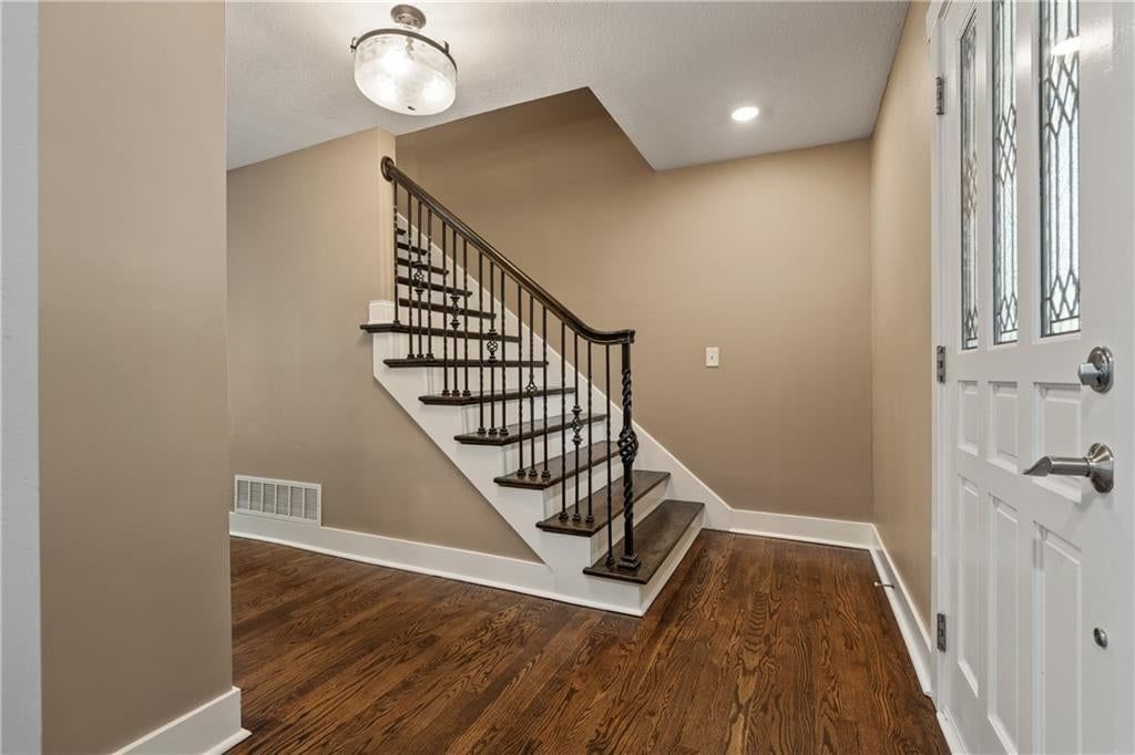 15125 W 84th Street — photo 4