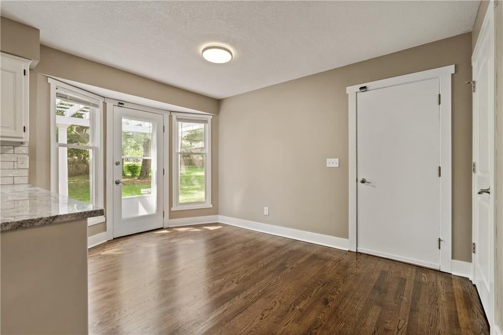 15125 W 84th Street — photo 20