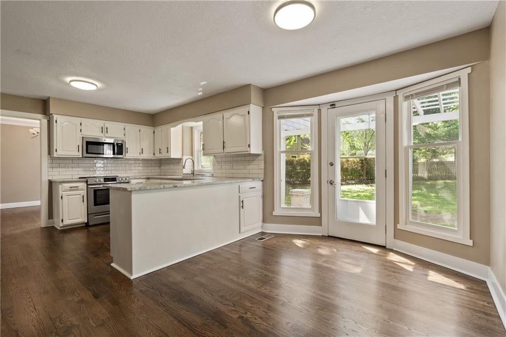 15125 W 84th Street — photo 21