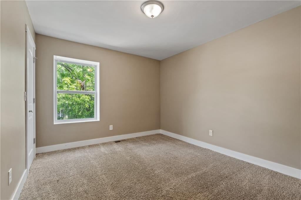 15125 W 84th Street — photo 33