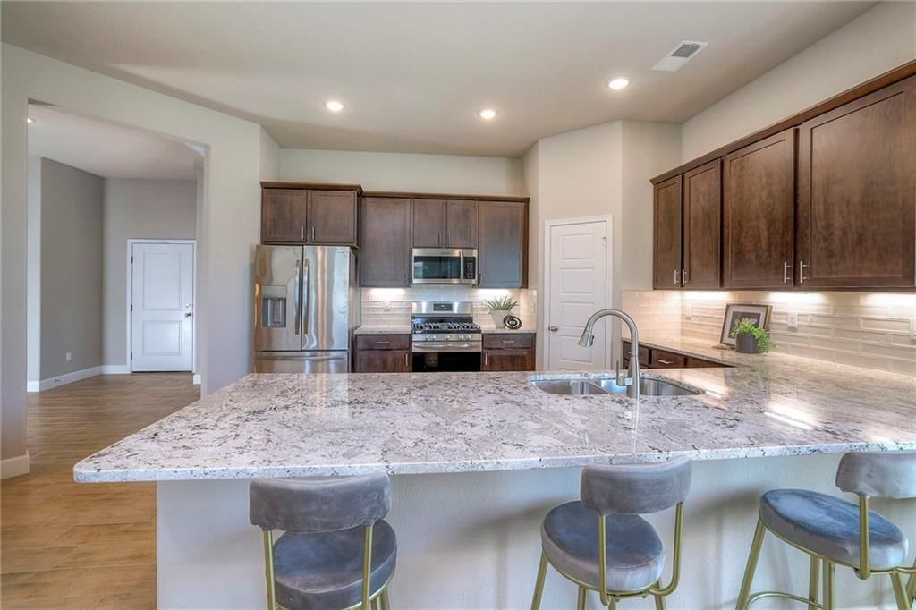 18565 W 195 Street — photo 11