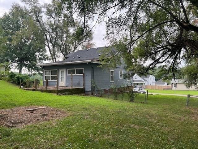 2525 Angelique Street — photo 5