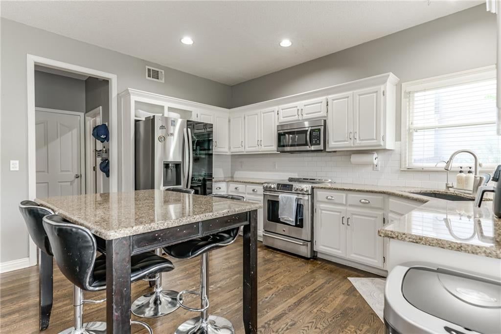 14902 Horton Street — photo 13