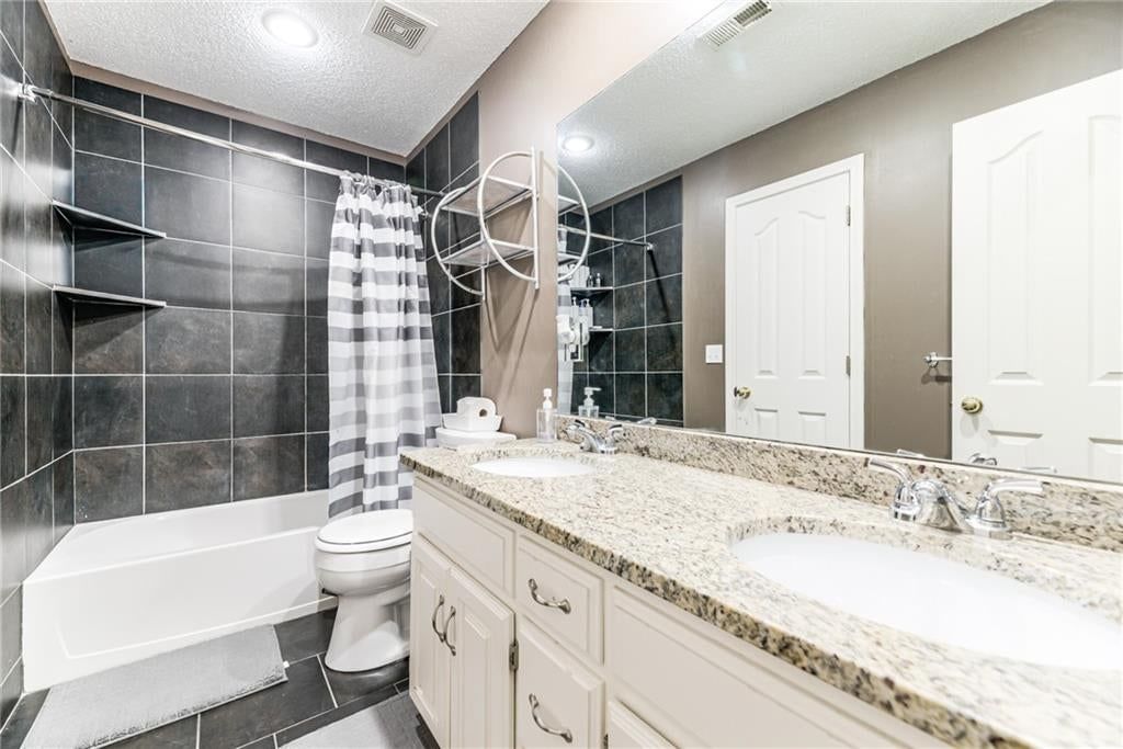 14902 Horton Street — photo 31