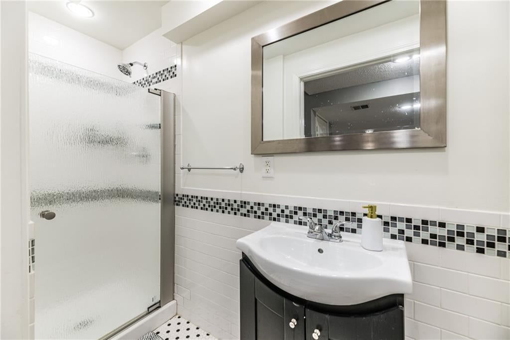 14902 Horton Street — photo 38