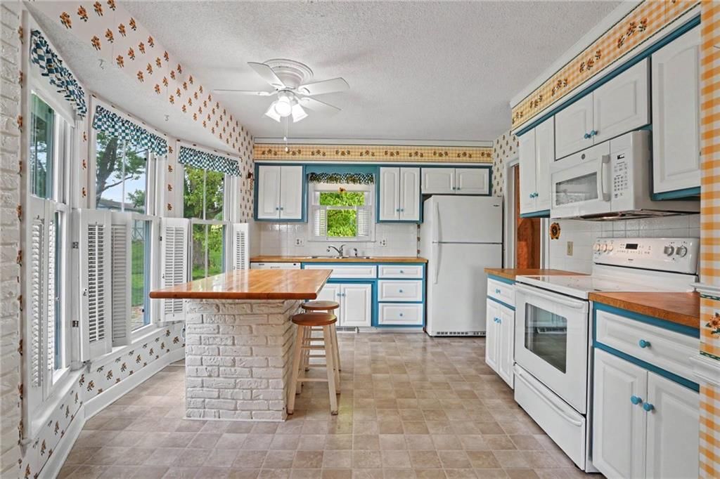 2100 Crescent Drive — photo 7