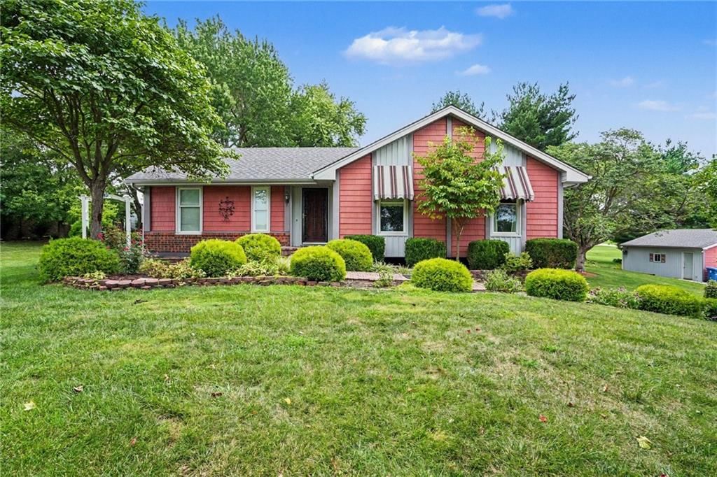 2100 Crescent Drive — photo 22