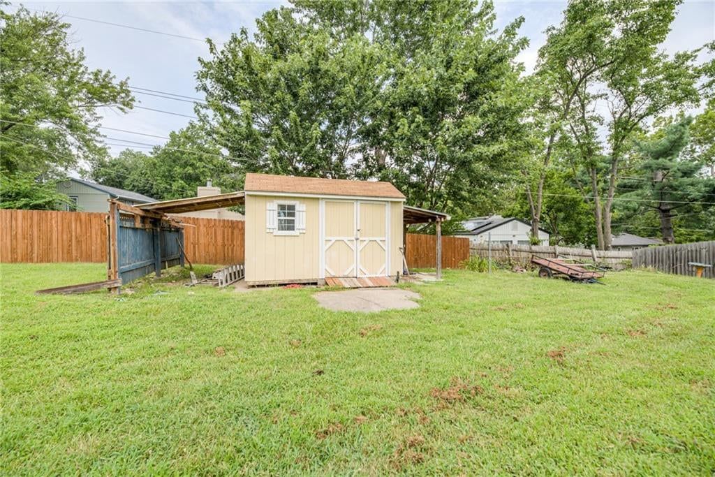 3908 N Denver Court — photo 42