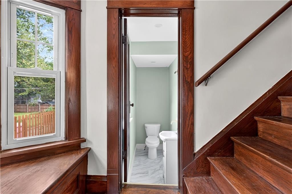 706 W 8th Street — photo 18