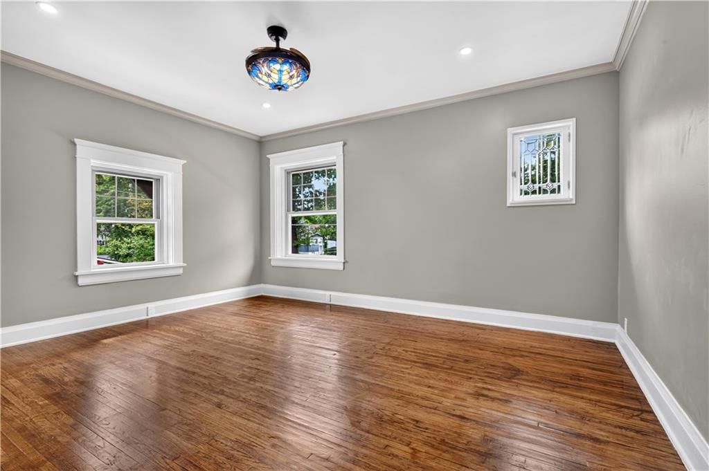 706 W 8th Street — photo 19