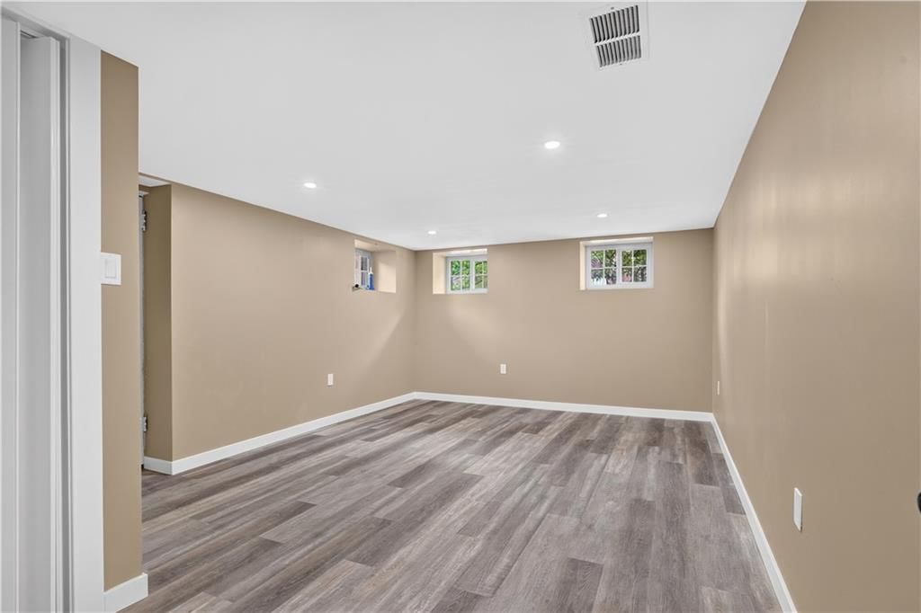 706 W 8th Street — photo 37