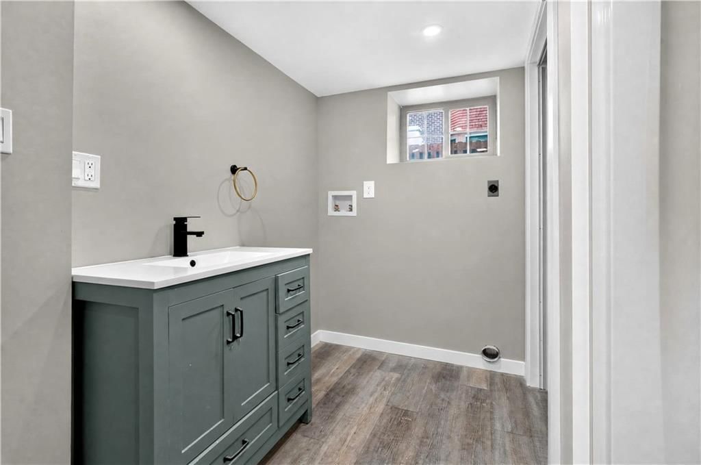 706 W 8th Street — photo 41