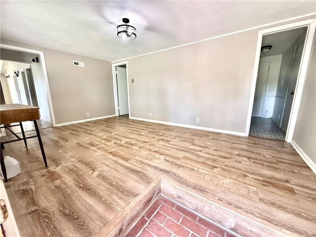 2214 S 28th Street — photo 5