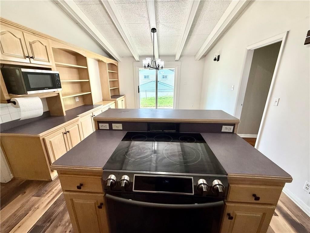 2214 S 28th Street — photo 9