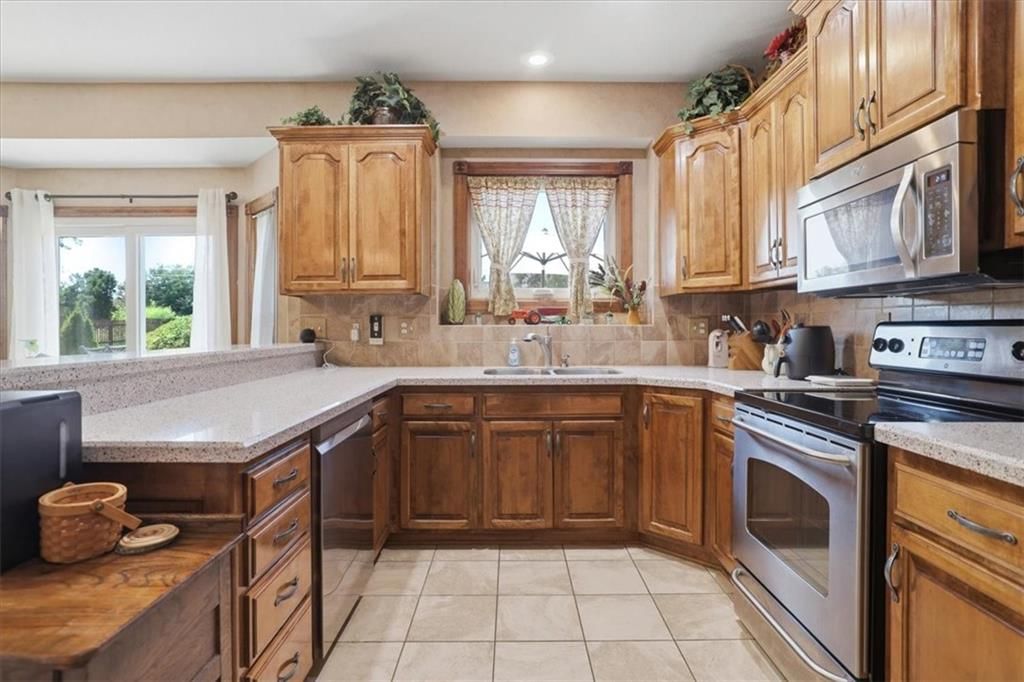 13030 NW Ridgeview Drive — photo 14