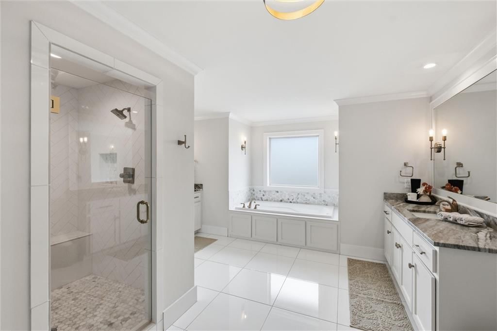 15728 Canterbury Street — photo 33