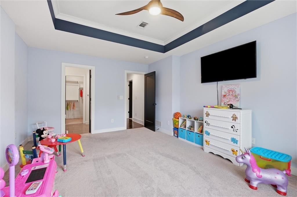 15728 Canterbury Street — photo 42