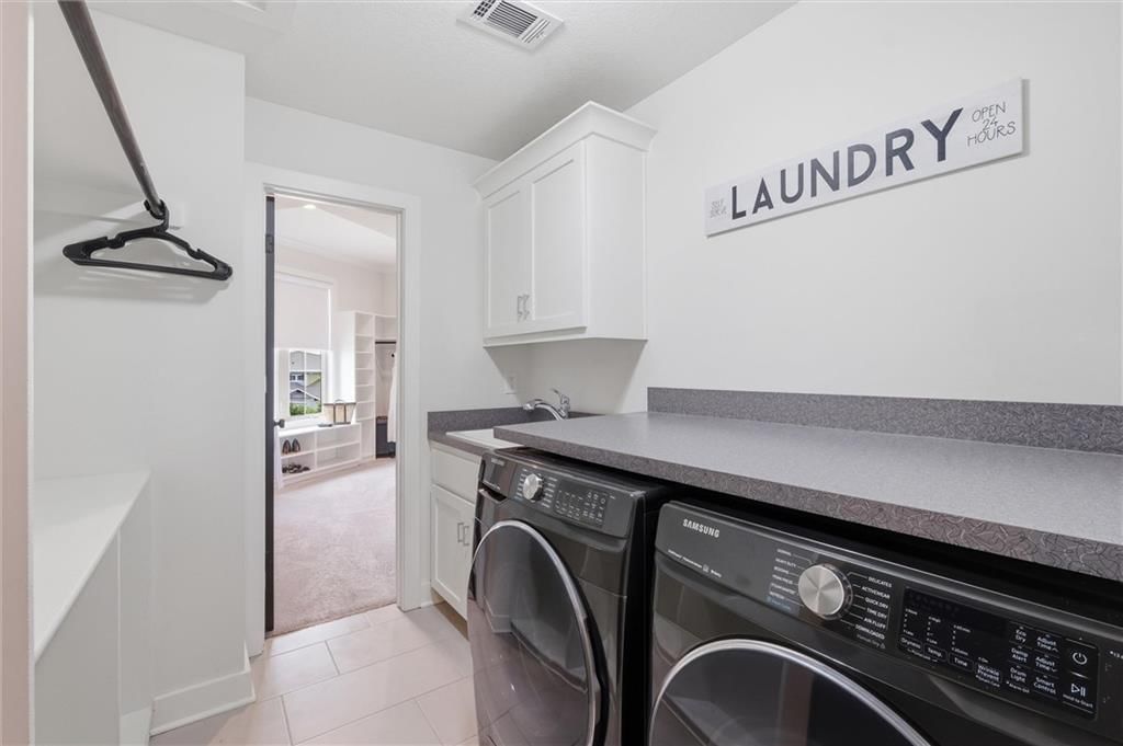 15728 Canterbury Street — photo 53