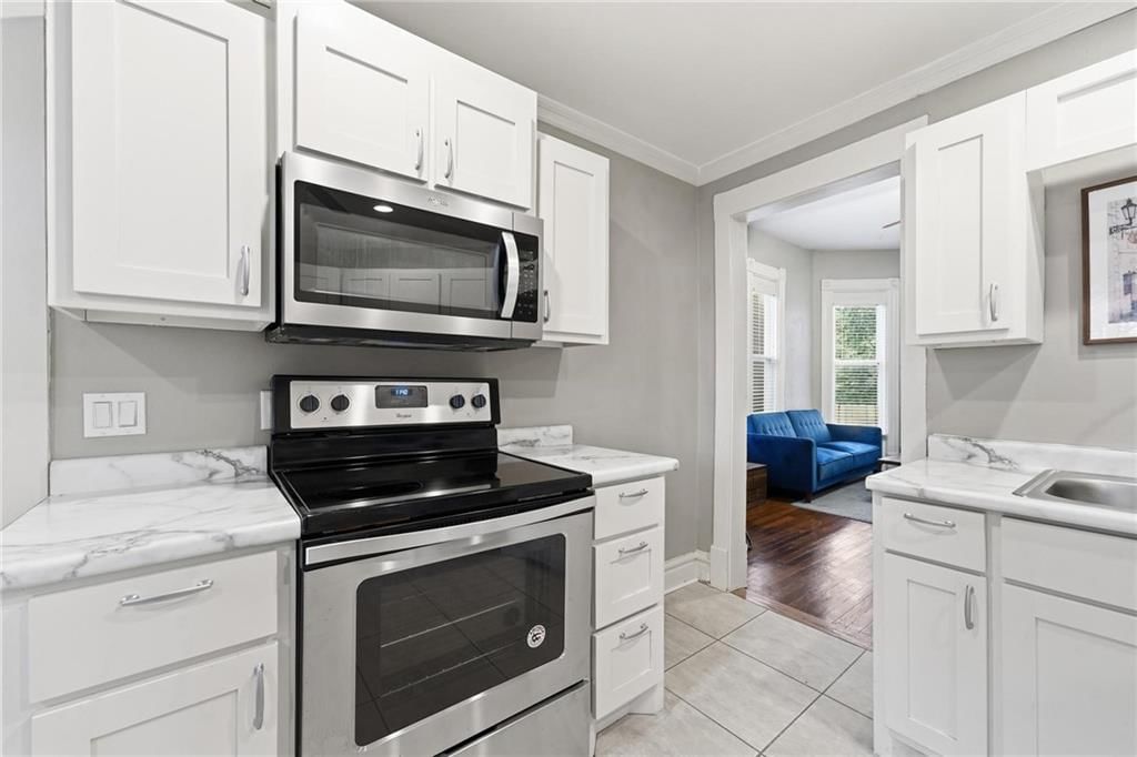 327 Maple Boulevard — photo 2