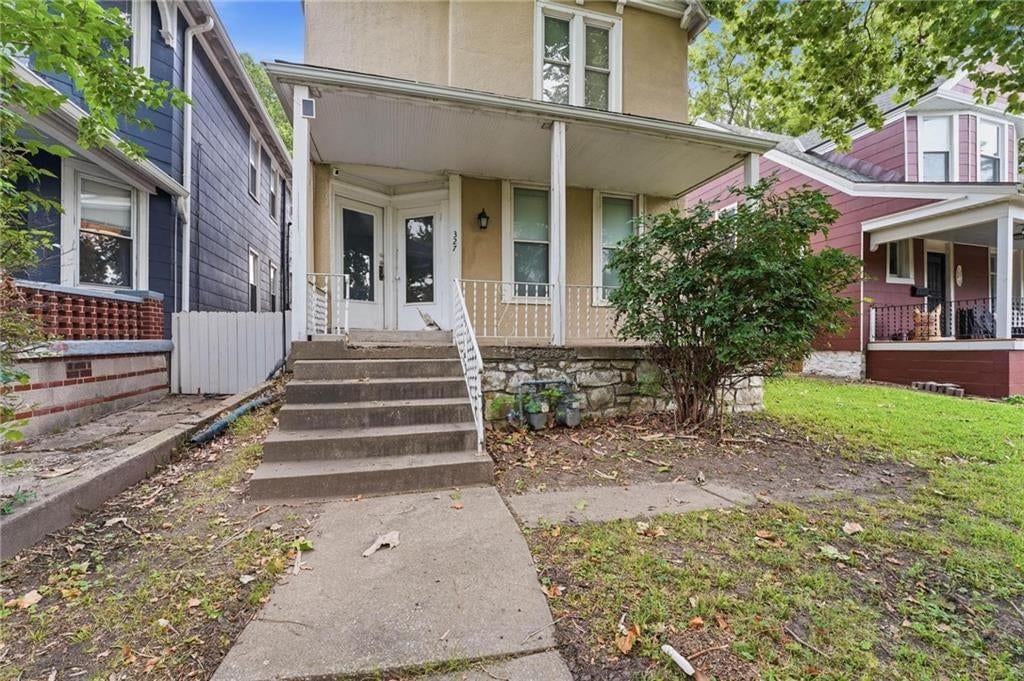 327 Maple Boulevard — photo 40