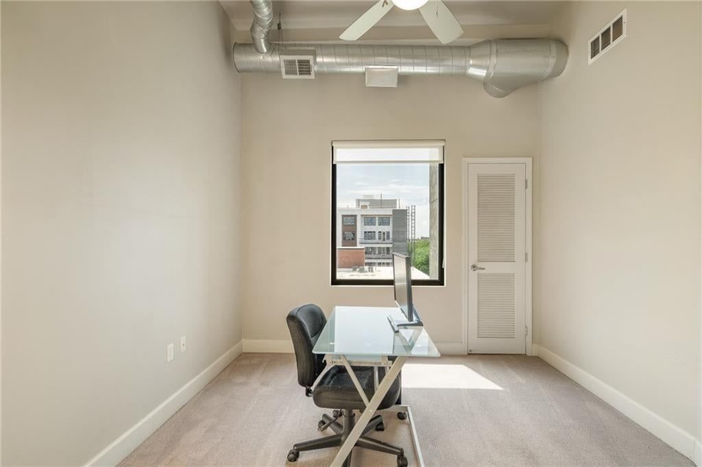 2940 Baltimore Avenue — photo 38