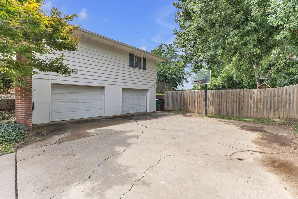 5001 Stonecrest Terrace — photo 4